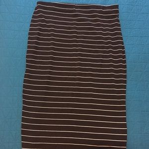 B&W striped pencil skirt